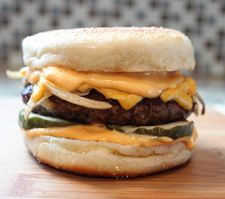 AMERICAN CHEESEBURGER – Stone & Skillet